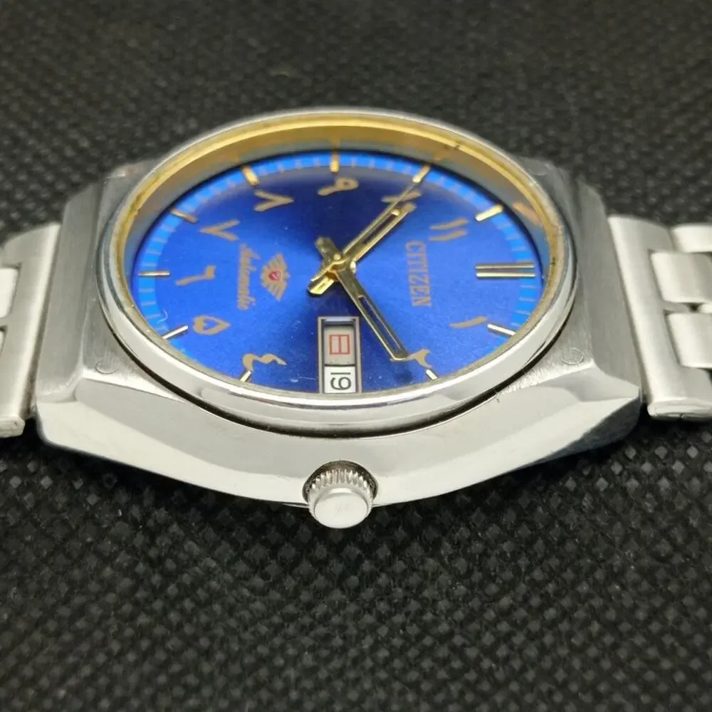 Vintage 1984 Citizen Automatic Mens Silver Watch W/daydate & Gold accents